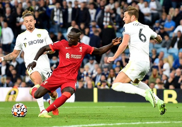 Mohamed Salah lập kỳ tích, Liverpool vọt lên Top 3 Ngoại hạng Anh